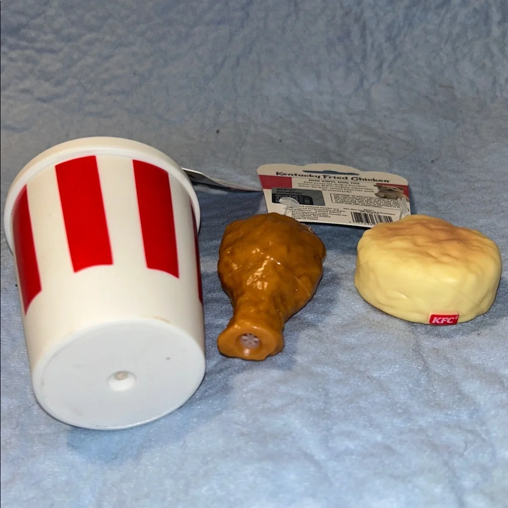 Set of 2 KFC Mini Vinyl Dog Toys 3 Total Toys